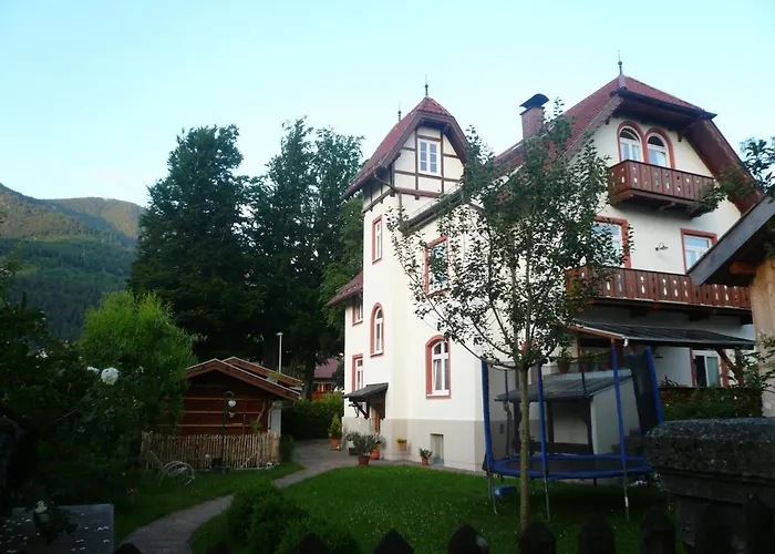 Апартаменты Alte Гармиш-Партенкирхен