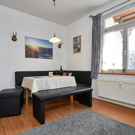 Alte Διαμέρισμα Γκάρμις-Παρτενκίρχεν